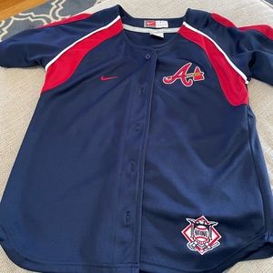Women’s Atlanta Braves jersey top, buttons up the front